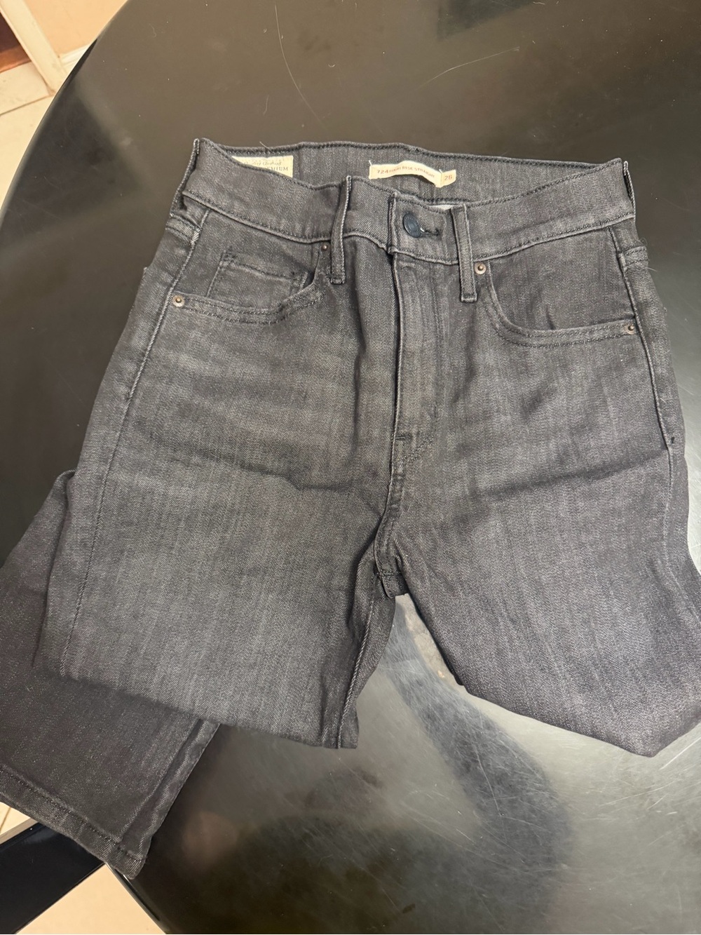 Levi's Women's Skinny Jeans in Dark Gray Wash